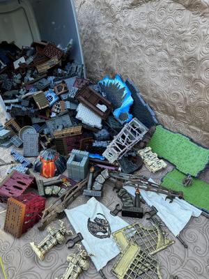 Huge Tub - Dragon LEGO Lot (Lego Building Pieces Only / From Multiple Sets)