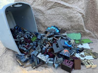 Huge Tub - Dragon LEGO Lot (Lego Building Pieces Only / From Multiple Sets)