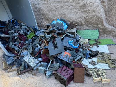 Huge Tub - Dragon LEGO Lot (Lego Building Pieces Only / From Multiple Sets)