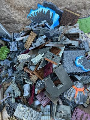 Huge Tub - Dragon LEGO Lot (Lego Building Pieces Only / From Multiple Sets)