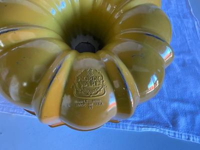 Nordic ware Bundt pan, Angel food pan, cup cake pan