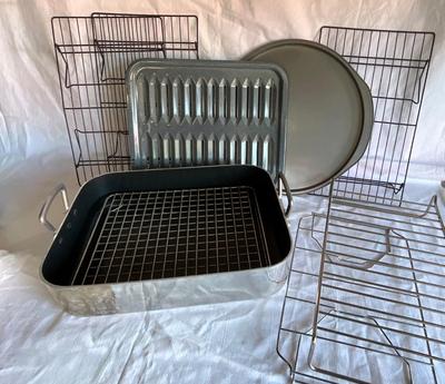 Baking pans