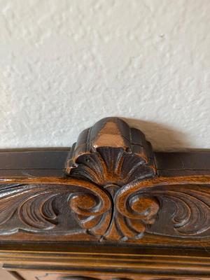 BEAUTIFUL ANTIQUE DOUBLE/FULL BED FRAME BY HUNTLEY SIMMONS