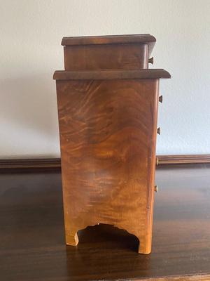 6 FELT LINED DRAWER WOODEN JEWELRY BOX