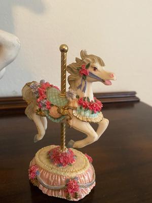 LARGE CAROUSEL HORSE WITH 2 SMALL HORSES