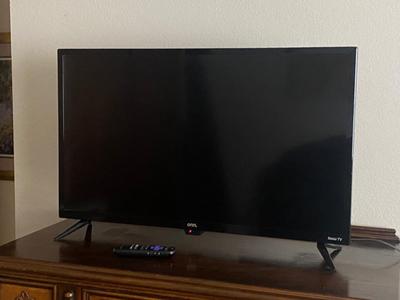 32” Onn ROKU SMART TV W/REMOTE
