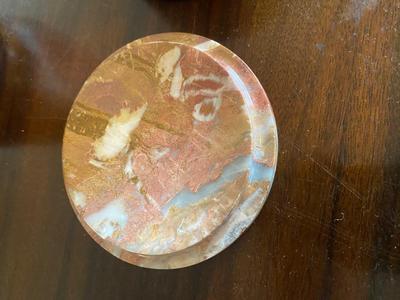 HIMALAYAN SALT ROCK LAMP, STONE TRINKET BOX AND FAUX FLOWERS