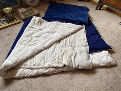 NAVY BERKSHIRE THROW AND CANYON QUEEN SUPER SOFT COMFORTER