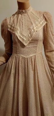 Vtg 1970s Gunne Sax midi Prsirie dress