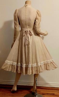 Vtg 1970s Gunne Sax midi Prsirie dress