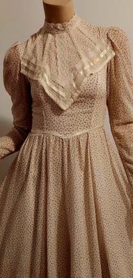 Vtg 1970s Gunne Sax midi Prsirie dress