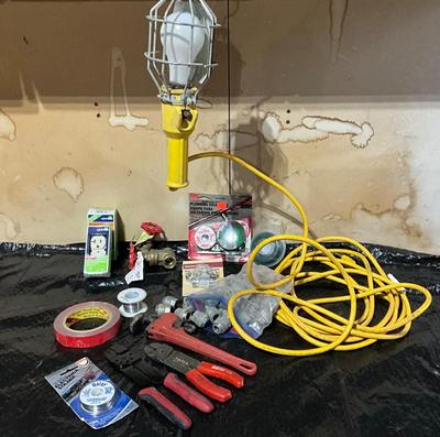 Work Light with yellow cord, plus