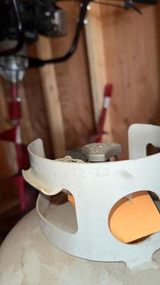 Propane tank, 30# empty additional pictures added