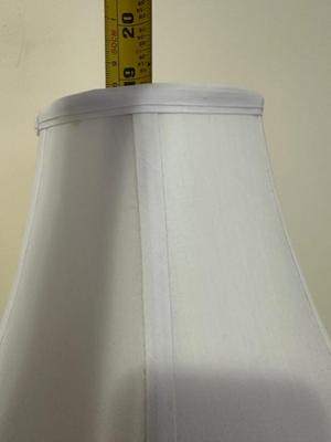 Queen’s Hidden Garden Table Lamp