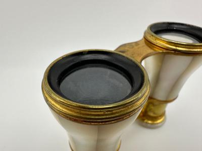 Mother-of-pearl Art Deco Antique French Opera Glasses from Paris.