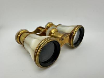 Mother-of-pearl Art Deco Antique French Opera Glasses from Paris.