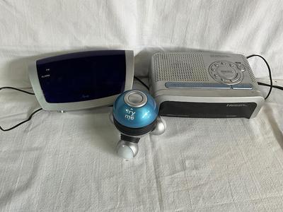 Alarm clock radios