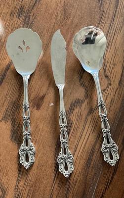 Large Oneida Community Stainless Silverware Set