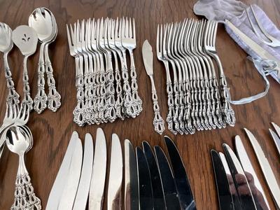 Large Oneida Community Stainless Silverware Set