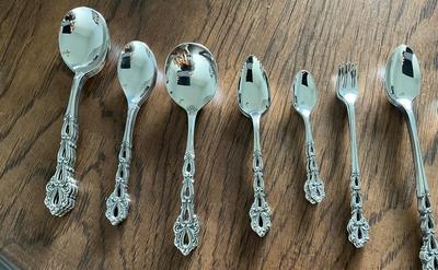Large Oneida Community Stainless Silverware Set