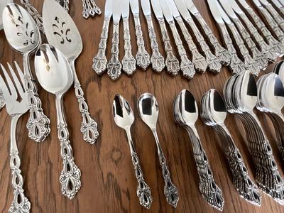 Large Oneida Community Stainless Silverware Set