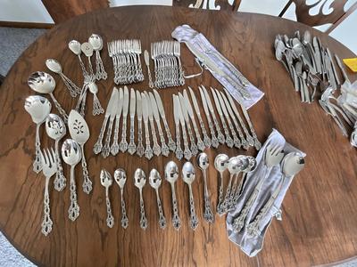 Large Oneida Community Stainless Silverware Set