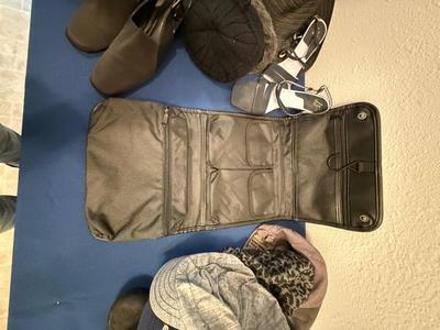 Hats, shoes 8.5N, travel bag