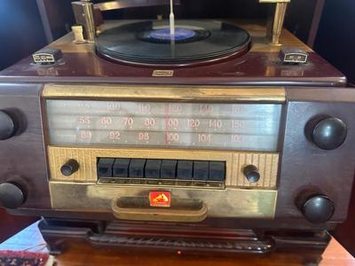 1940’s RCA Victrola