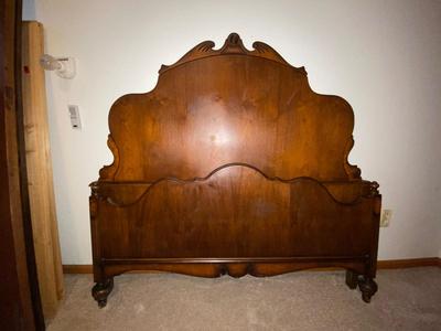 BEAUTIFUL ANTIQUE DOUBLE BED FRAME