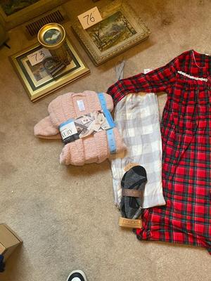 NEW AND NEAR NEW LADIES LOUNGING APPAREL