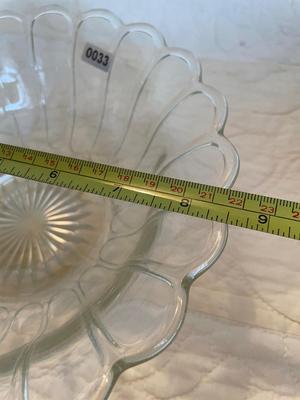 Ruffle edged serving bowl