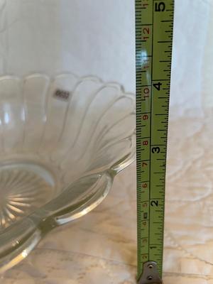 Ruffle edged serving bowl