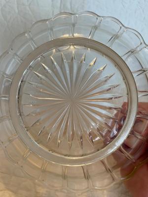 Ruffle edged serving bowl