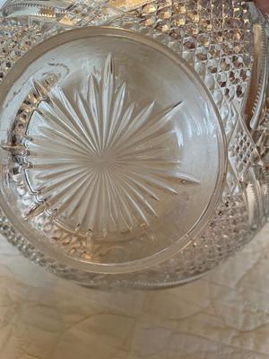 Sawtooth edged bowl