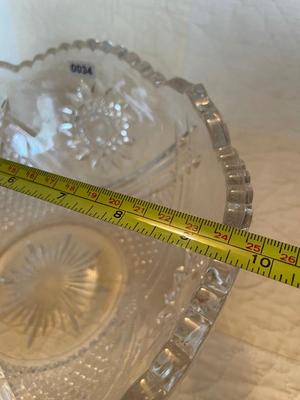 Sawtooth edged bowl