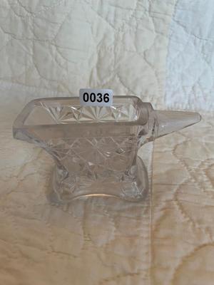 EAPG anvil toothpick/match holder salt dip Daisy & Button
