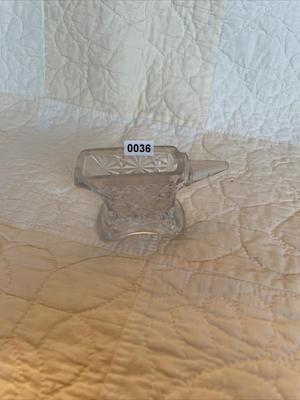 EAPG anvil toothpick/match holder salt dip Daisy & Button