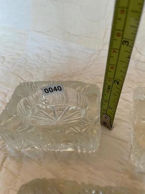 Rectangular ashtrays