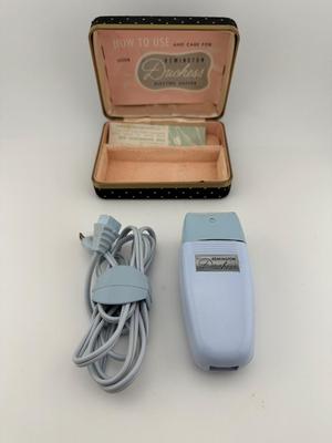 Vintage Remington Women's Baby Blue Duchess Electric Razor Shaver With Case