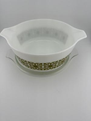 Vintage Pyrex Green Verde Round Flowers Casserole Dish 2.5 Qt 475 with Lid