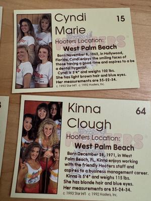 Hooters Calendar Girls 1993 Collectable Card Pack