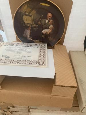 HUGE Collectors Plates Lot Birds & More