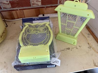 Battery operated bug zappers