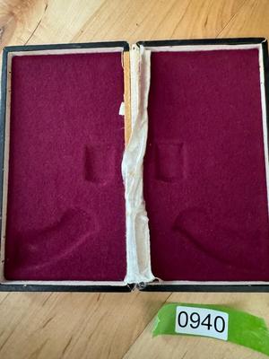 ROSSI Vintage Revolver Display Case