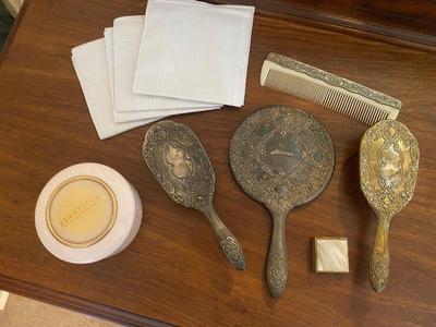 VINTAGE GROOMING DRESSER SET
