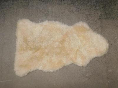 Small White Sheep Skin Rug 28"x44"