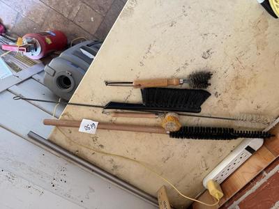 Scrubbing brushes