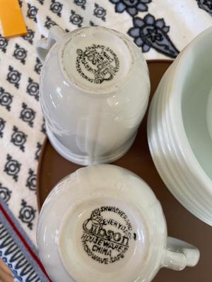 CEREAL AND DESSERT BOWLS PLUS COFFEE MUGS