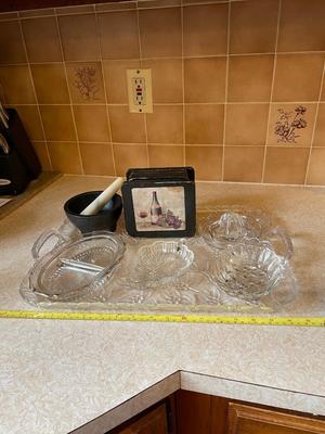 VARIETY OF SERVING PIECES, COASTERS AND TRAY