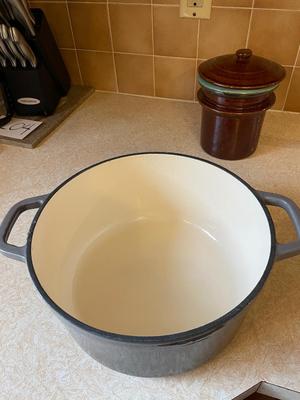 ENAMELED CAST IRON DUTCH OVEN, VINTAGE RED WING VILLAGE POTTERY